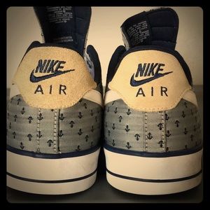 2014 Air Force 1 low tops with anchors